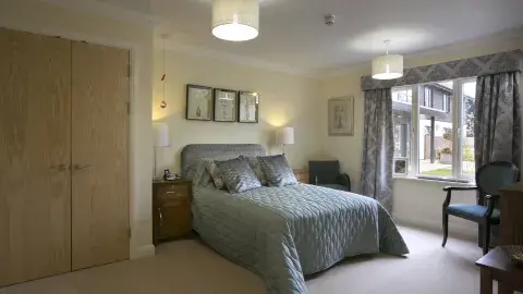 Castleoak bedroom
